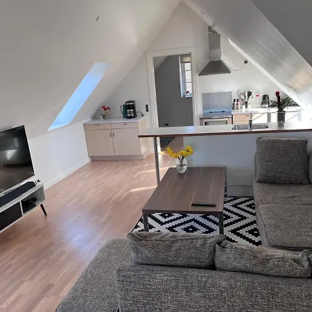 Guest house Lovely In *